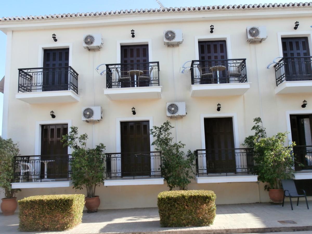 Hotel Aris Methoni  Exterior foto