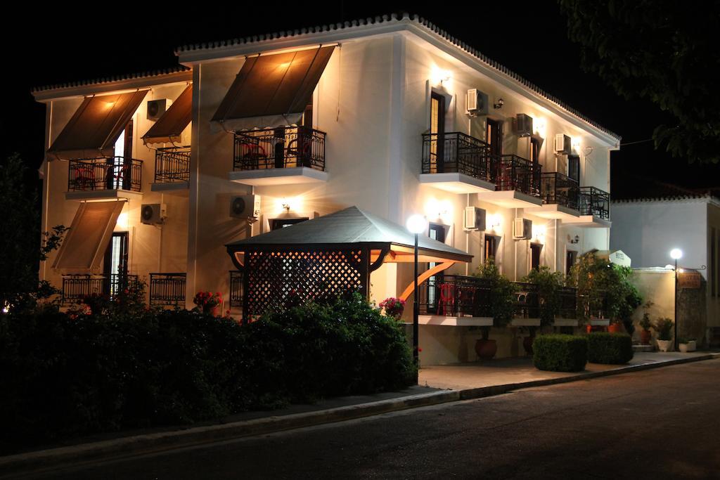 Hotel Aris Methoni  Exterior foto