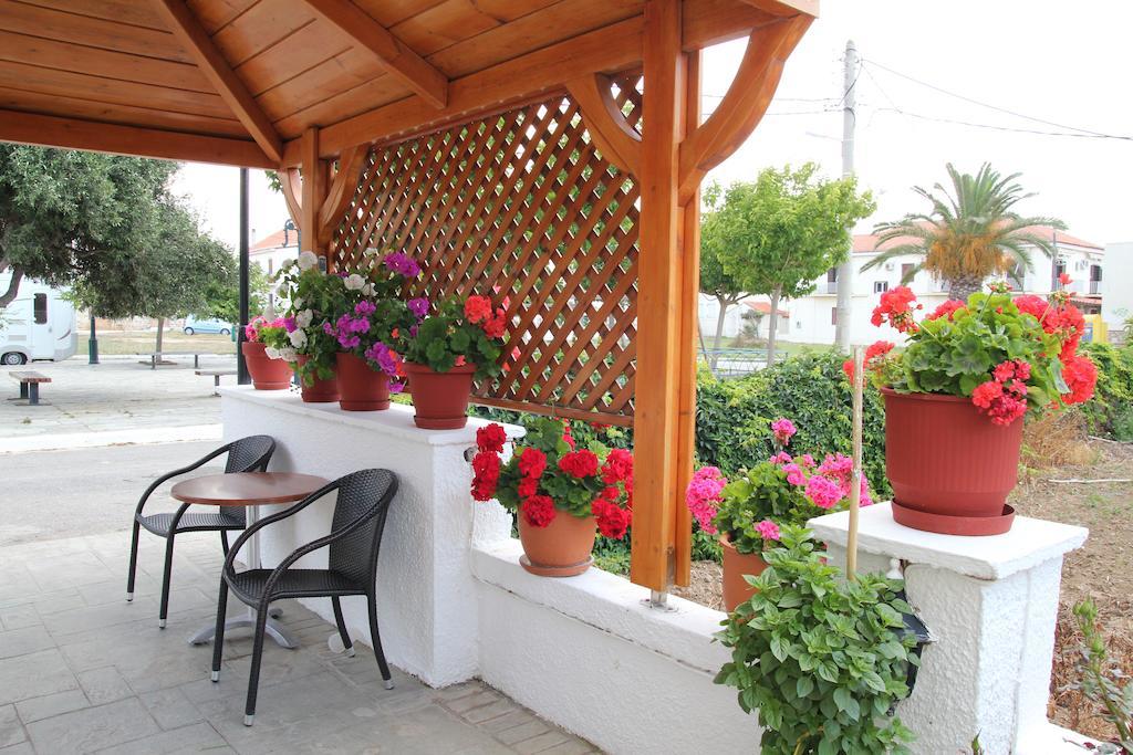 Hotel Aris Methoni  Exterior foto